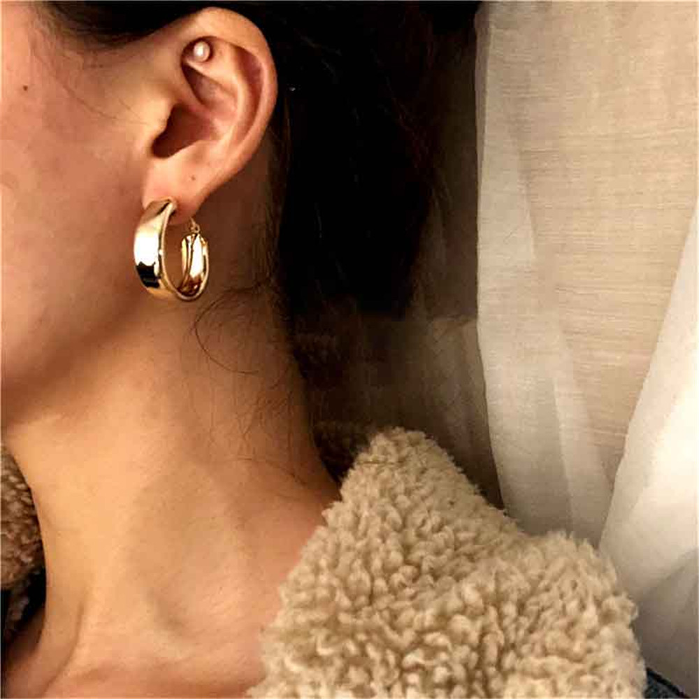 Khuyên Tai Nữ Hình Tròn Lớn Thiết Kế Đơn Giản