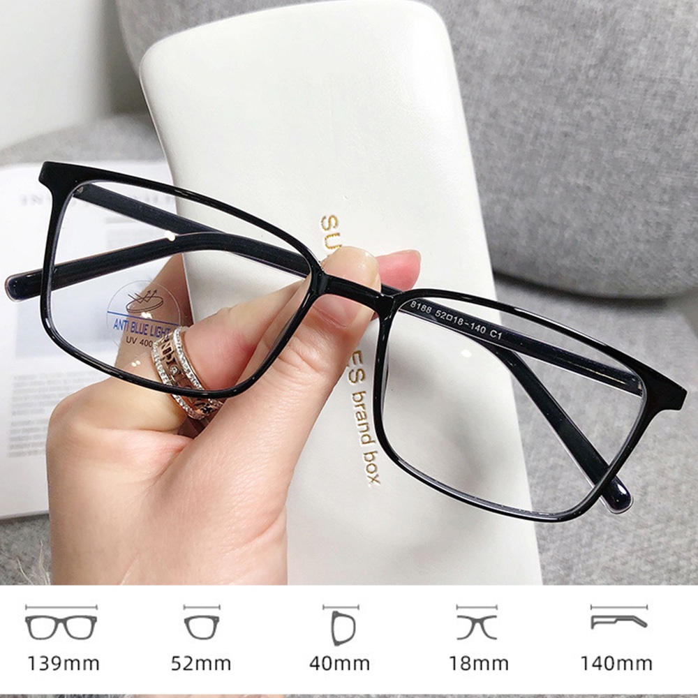Kính cận có độ sẵn 0 - 6 độ nam nữ mắt chữ nhật gọng nhựa 7K8188. Có sẵn tròng giả cận 0 độ chống ánh sáng xanh, tia UV