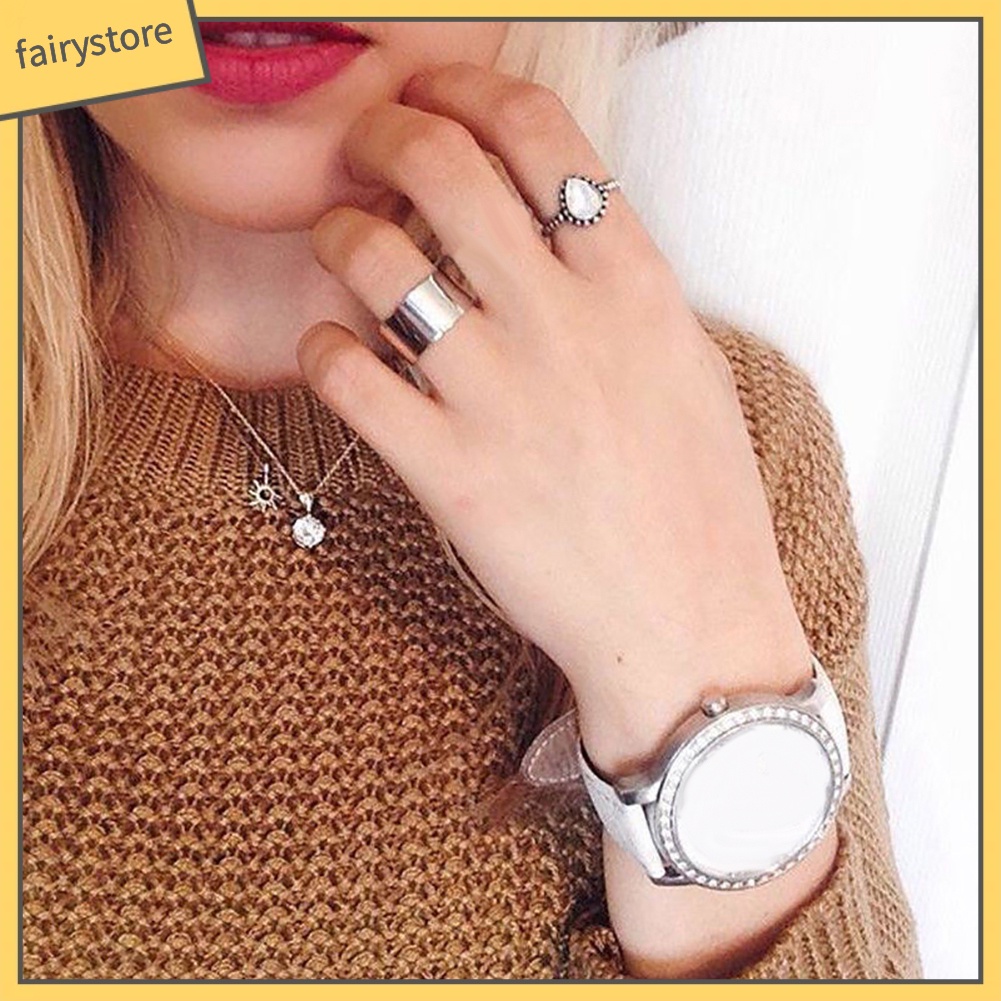 Vòng cổ kim loại mặt lá / la bàn thời trang cho nữ