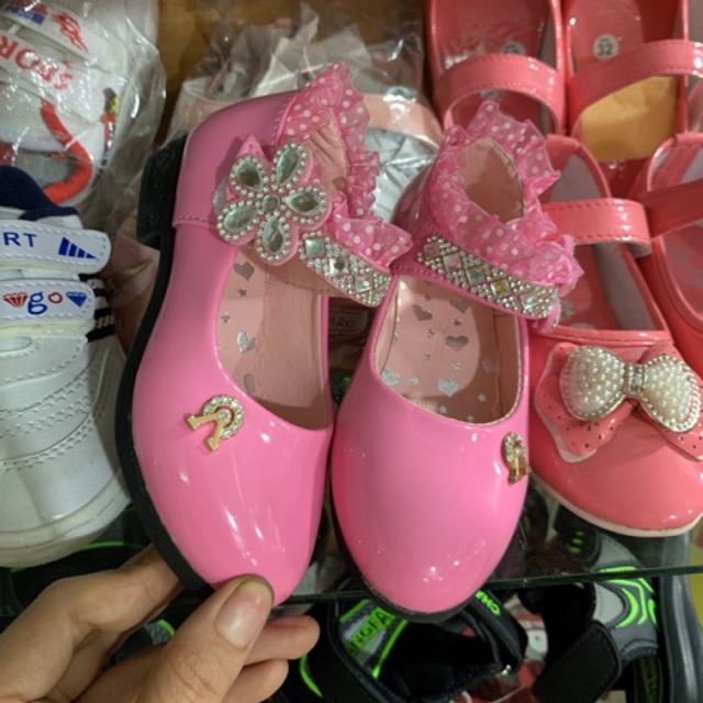 xả giày lẻ size