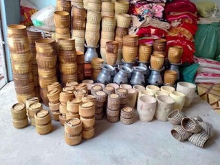 Đựng xôi dân tộc Thái (ếp khảu)
