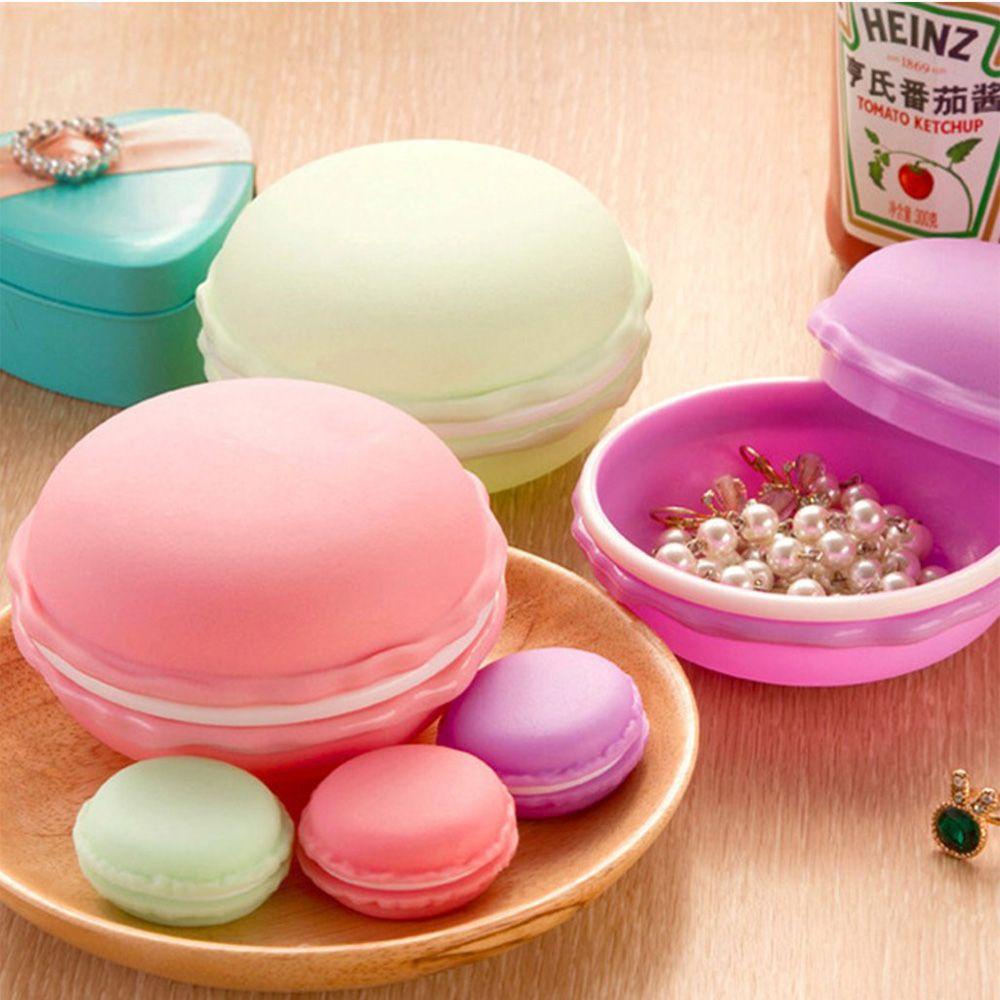 Hộp Đựng Đồ Trang Điểm Để Bàn Tiện Dụng Ốp