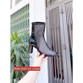 Bốt lưới lỡ mũi sắt sang chảnh gót vân gỗ 7 phân (Mã 834J)