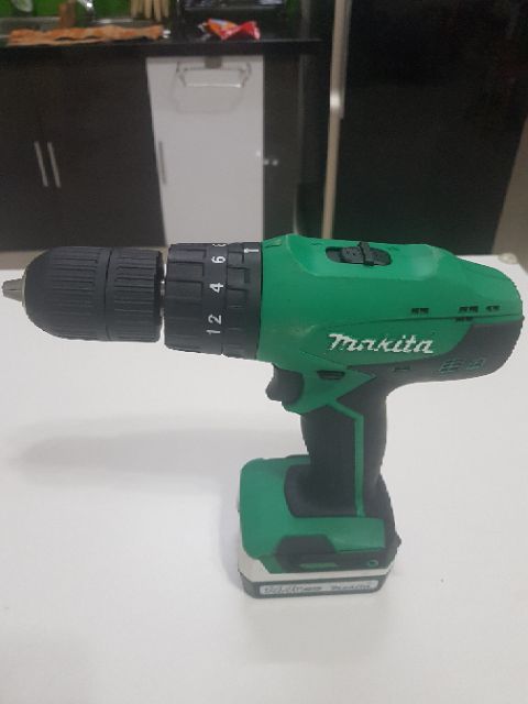 Khoan pin makita 14.4v.