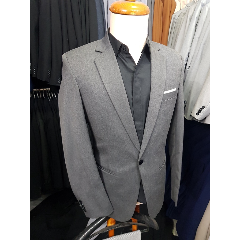 Áo vest nam màu xám đậm form ôm body (áo lẻ không quần)