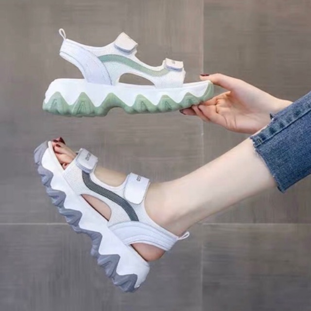 ✏️✏️✏️Sanđan Mã mới siêu hôt hit nha khách ơi ✔️Đế khứa phối cực sang 📣Size 35/39 ✅Đế bánh mì cao 5f 💎220k