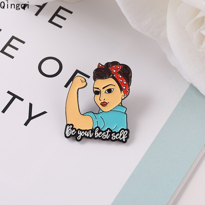 Ghim cài áo Miss Zoe họa tiết cô gái và chữ Be Your Best Sell