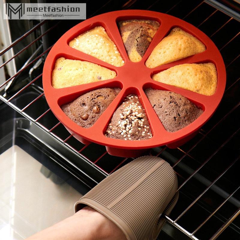 Khuôn nướng bánh 8 lỗ bằng silicone dùng cho lò vi sóng