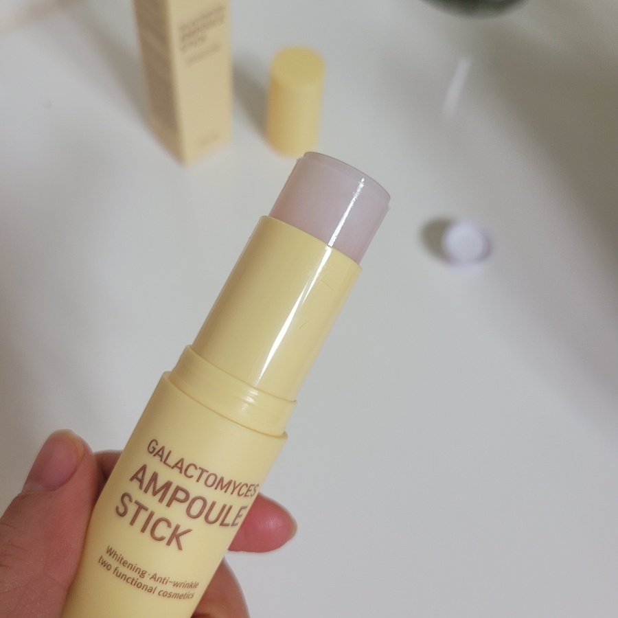 Tinh chất dưỡng da cô đặc dạng thỏi RiRe Galactomyces Ampoule Stick và RiRe Collagen Ampoule Stick 15g