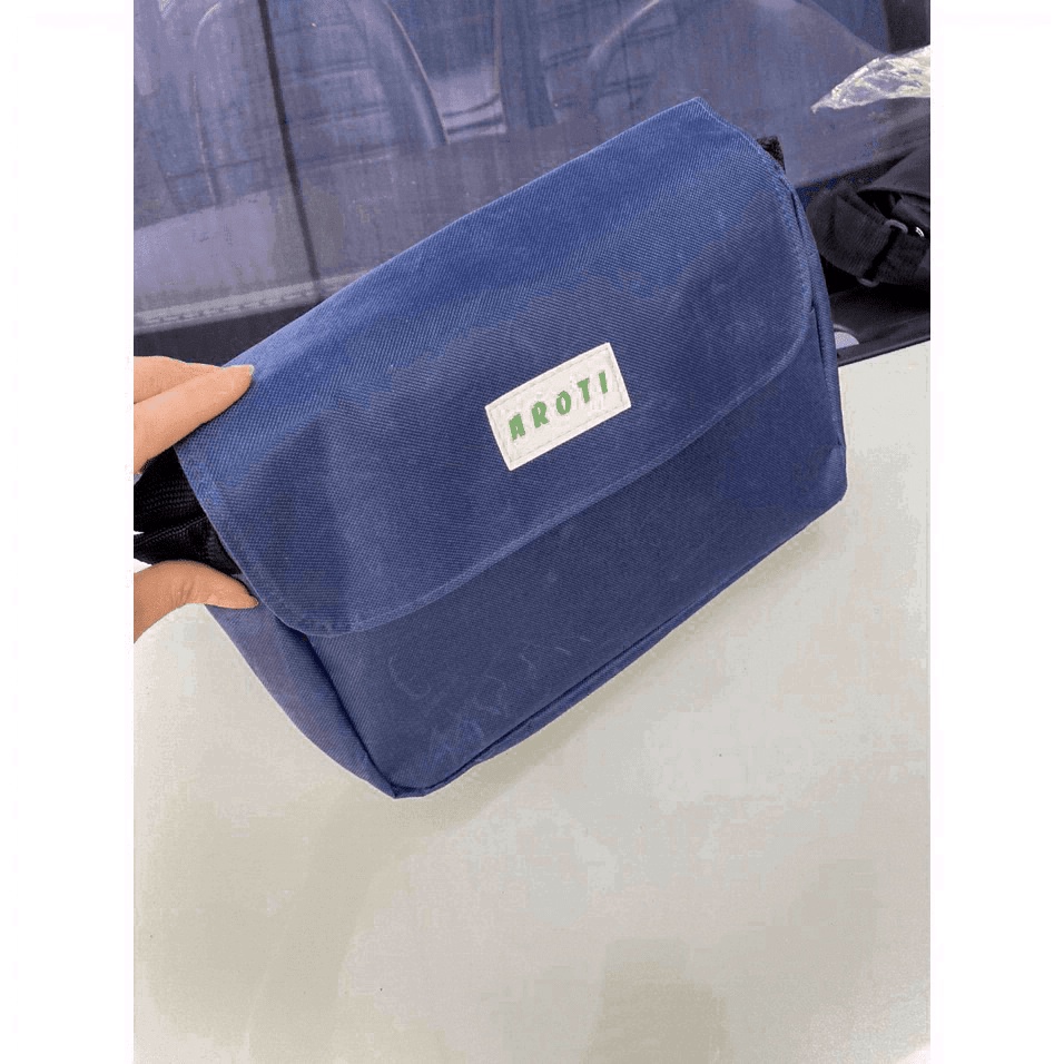 Túi đeo chéo nam nữ Messenger Ipad vải Oxford nhập khẩu thương hiệu AROTI TA601 GHI