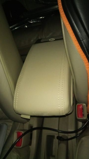 Bộ hộp tỳ tay xe hơi, ô tô dùng cho xe Nissan Livina tích hợp 7 cổng USB cao cấp DUSB-LVN