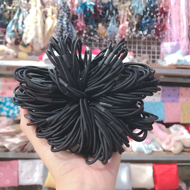 Dây thun đen cột tóc handmade.