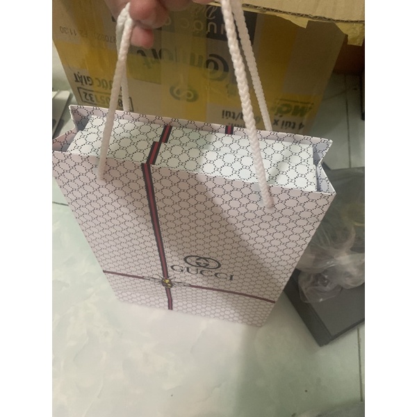 Set 2 món Ví nam gc và nịt thắt lưng fullbox kèm túi giấy hiệu