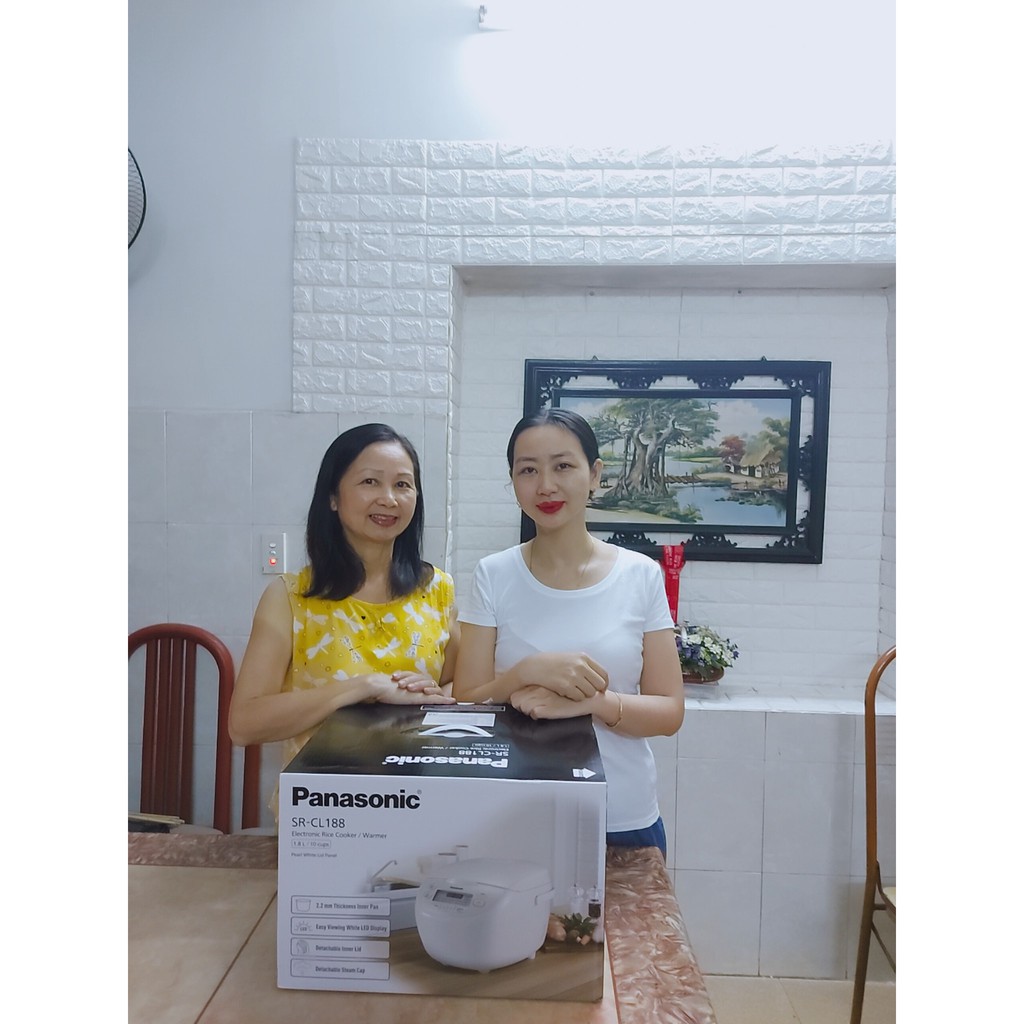 Nồi cơm điện tử Panasonic SR-CL188WRA 1.8 lít