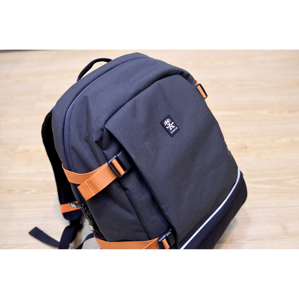 Balo máy ảnh cao cấp Crumpler Roady Half photo- Hình chụp thực tế