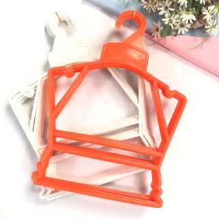 Móc bộ trẻ em size 1-3 tuổi, bộ sản phẩm gồm 10 chiếc
