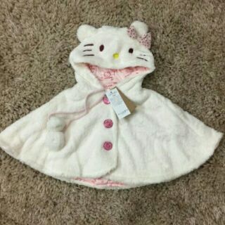 Áo choàng lông mèo hello kitty.