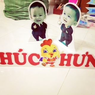 Tên để bàn và chibi ghép ảnh bé