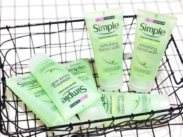 Sữa Rửa Mặt Simple Gel Kind To Skin Refreshing Facial Wash Gel 150ml | BigBuy360 - bigbuy360.vn