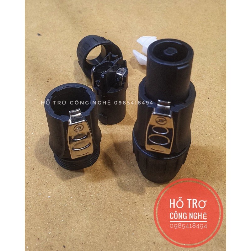 Jack loa nhựa cao cấp chính hãng Seetronic ML4FC-X
