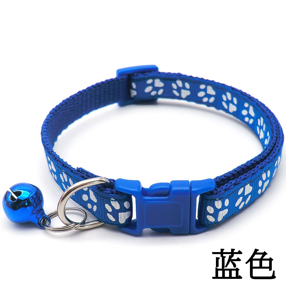 Vòng cổ lục lạc cho chó được làm bằng vải dù chất lượng cao thiết kế bền đẹp, làm cho vật nuôi của bạn đáng yêu