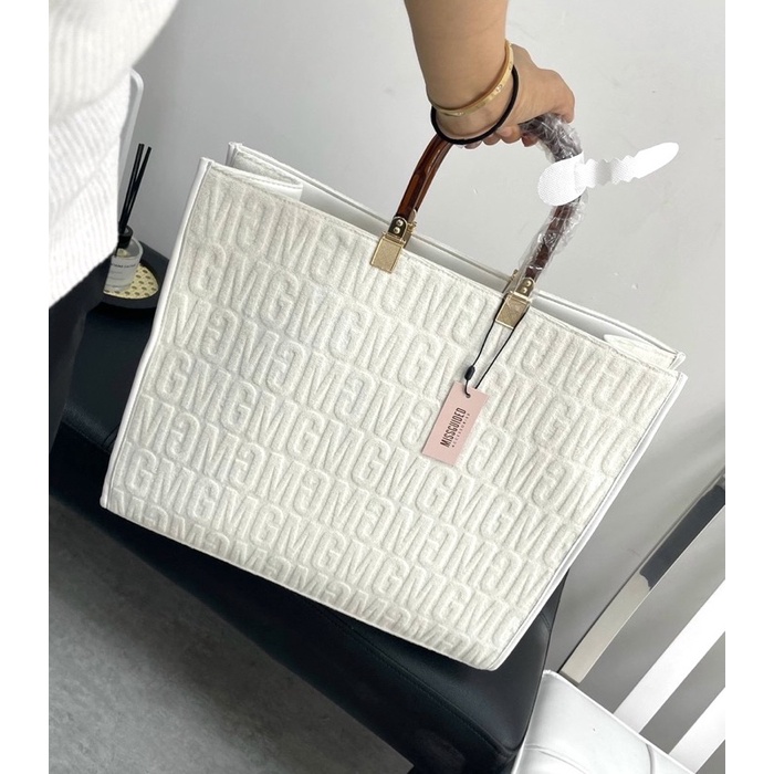 TNS-Túi tote form vuông  vừa laptop Missguided tote bag--tone trắng chữ nổi sang trọng