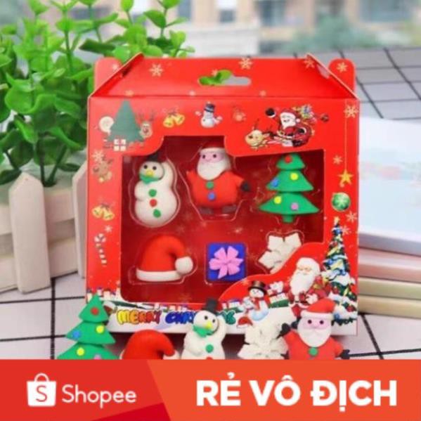 Hộp quà 6 tẩy hình noel