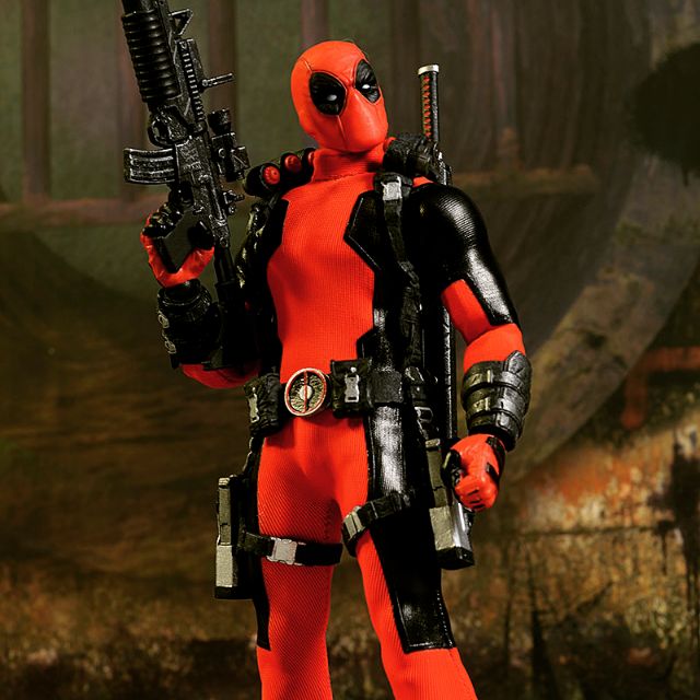 Mezco Deadpool
