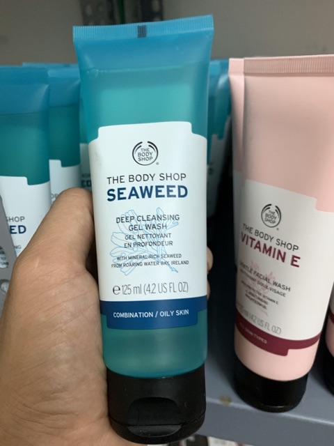 Sữa rửa mặt the body shop