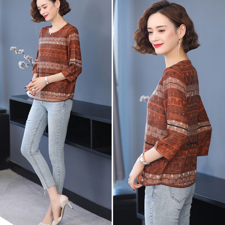 Áo thun tay dài dáng rộng họa tiết kẻ sọc thời trang cho phụ nữ trung niên