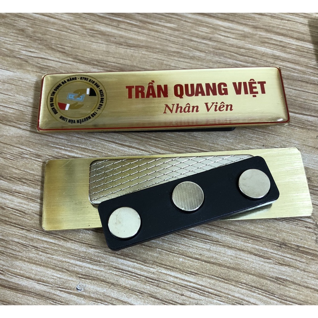 THẺ TÊN ĐEO NGỰC