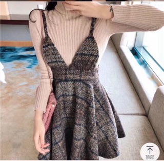 Sét áo len cổ lọ kèm yếm dạ ☺️😍