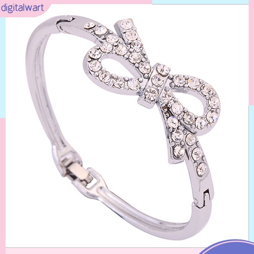 Vòng Đeo Tay Mạ Bạc Kiểu Dáng Thời Trang Thanh Lịch Dành Cho Nữ