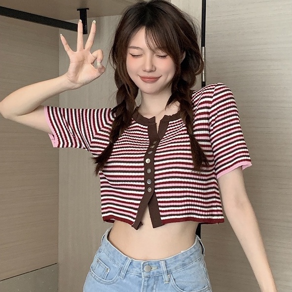 【ZHELIHANGFEI】Áo Cardigan Dệt Kim Ngắn Tay Cổ Tròn Lưng Cao Họa Tiết Kẻ Sọc