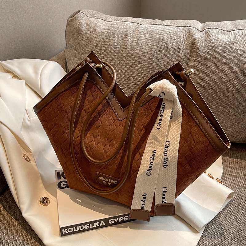 Túi Đeo Vai Sức Chứa Lớn Phong Cách Cổ Điển Cho Nữ