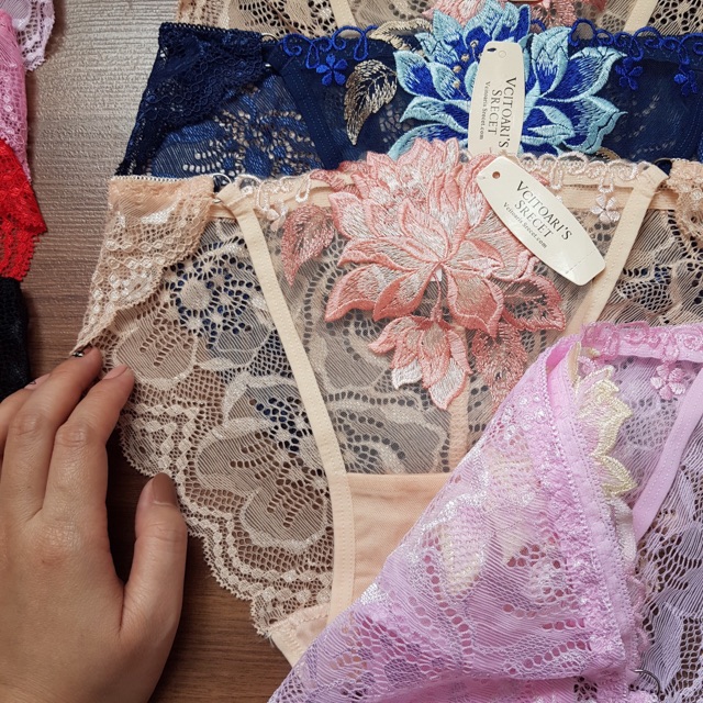 QUẦN LÓT REN THÊU HOA KHUY HÔNG CỰC SEXY QUYẾN RŨ KHÓ CƯỠNG