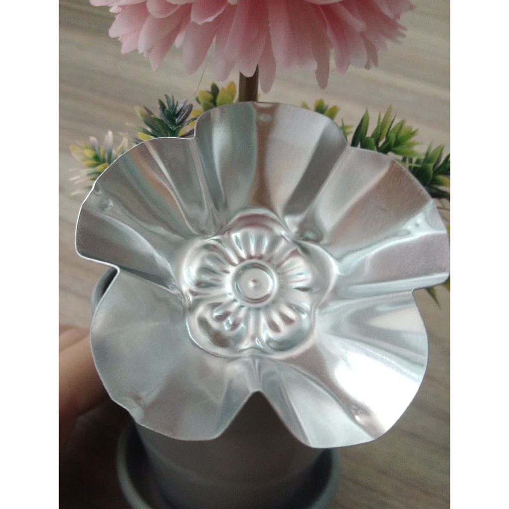 BỘ 50 KHUÔN BÁNH BÒ HÌNH CHIẾC LÁ/ BÔNG CÚC/ BÔNG MAI 6 CM