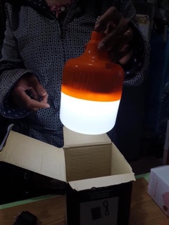Bóng đèn led tích điện 100w