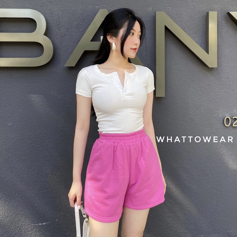 Quần short nỉ da cá Essentials mùa hè màu sắc nổi bật by whattowear | BigBuy360 - bigbuy360.vn