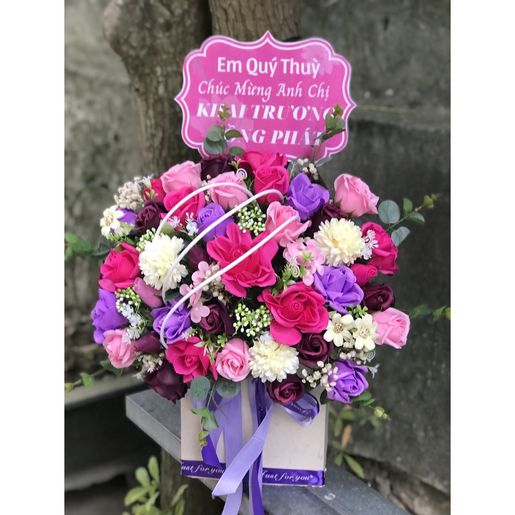 Lẵng hoa sáp thơm chúc mừng sinh nhật, ngày 22/12, 20/10,20/11, 8/3 khai trương, kỷ niệm, tri ân... shop hoa Gà handmade