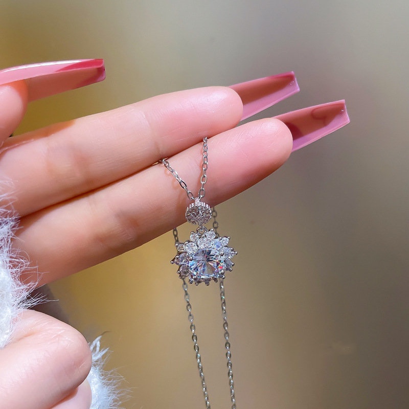 Vòng cổ titan nữ mạ bạc mặt hoa hướng dương đá pha lê cao cấp thời trang sang trọng mẫu mới 2023