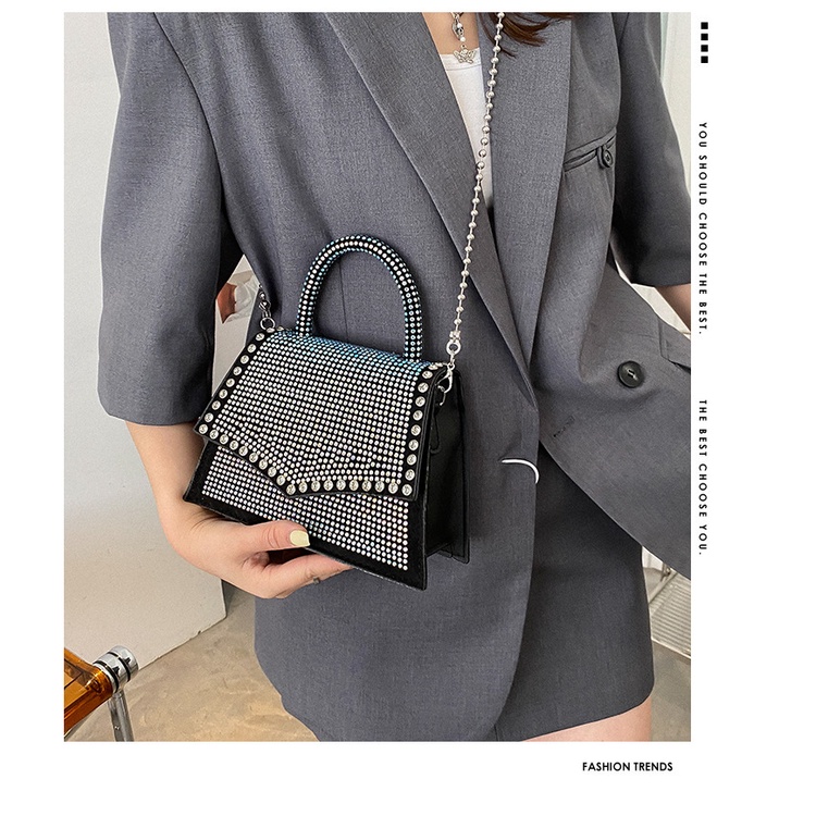 Túi Xách Nữ Đính Đá Thời Trang Sang Trọng