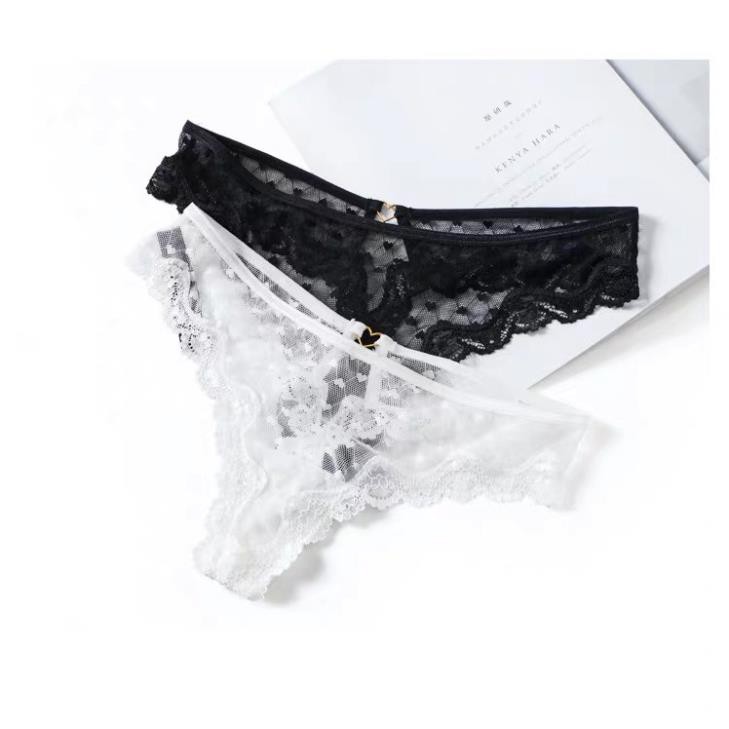 Quần lót ren lọt khe Vicky tim T03