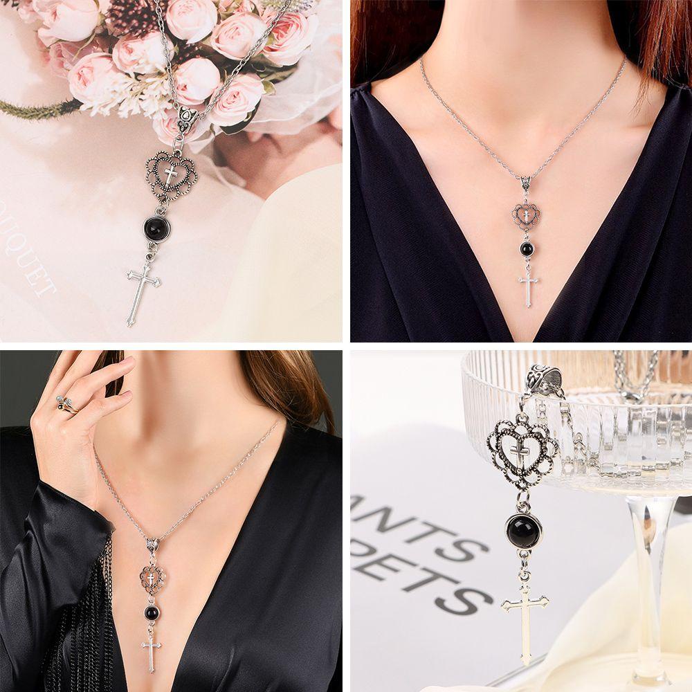 Dây Chuyền Mặt Hình Trái Tim Phong Cách Gothic Cho Nữ