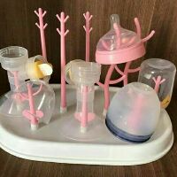 Úp bình sữa cho bé