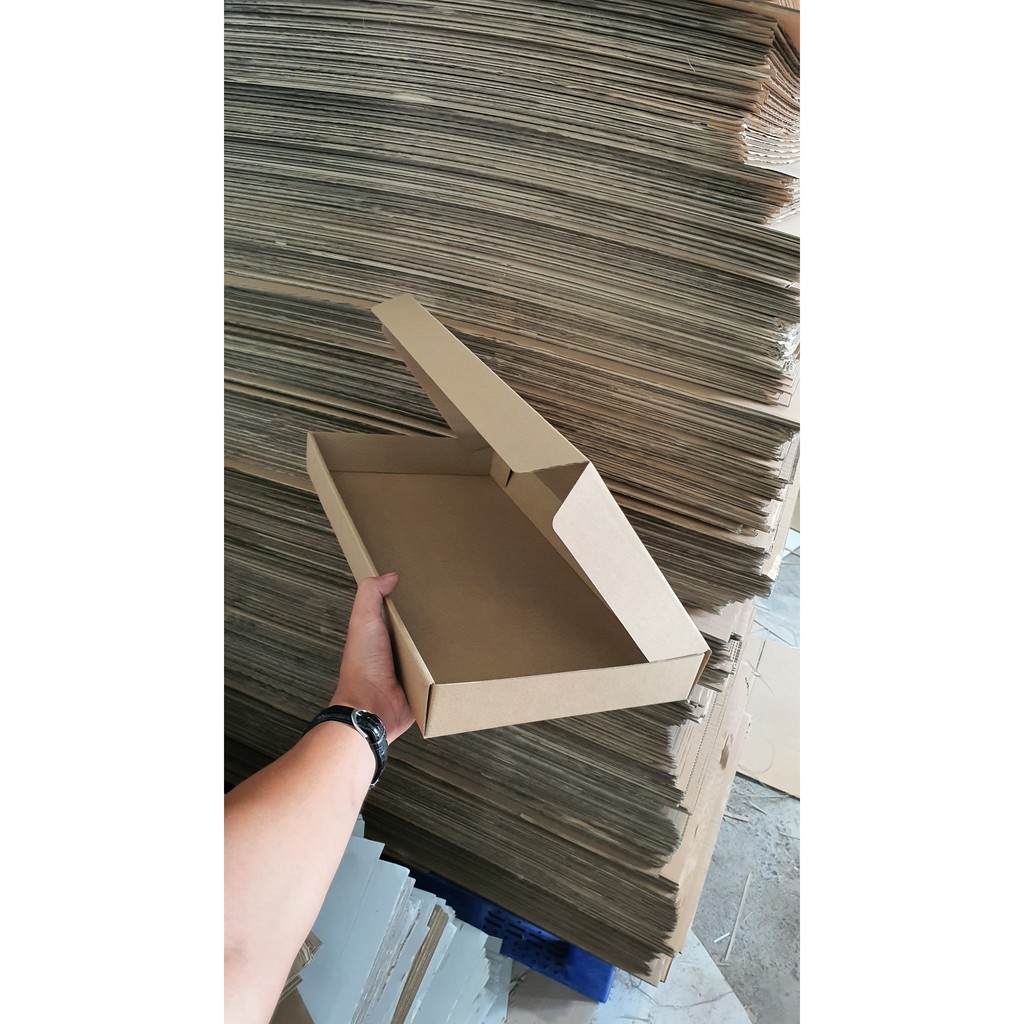 47x24x5 - 10 hộp carton nắp gài giấy đẹp, sang V209