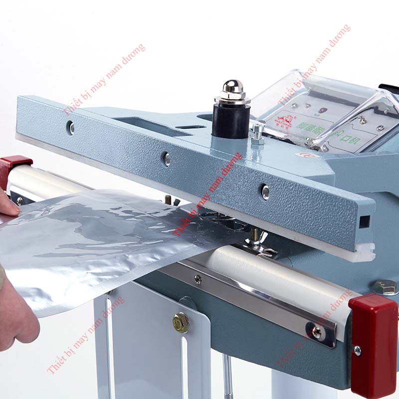 Máy hàn miệng túi dập chân 500 mm