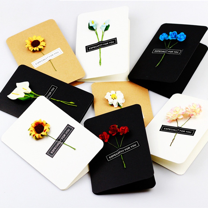 1 Thiệp Chúc Mừng Năm Mới Bằng Giấy Kraft Họa Tiết Hoa Khô Hàn Quốc