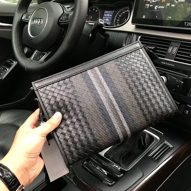 Túi da cầm tay thêu họa tiết thời trang cho nam | BigBuy360 - bigbuy360.vn