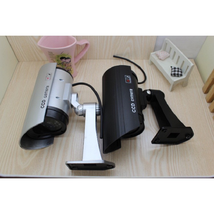 Camera giả thân dài dùng làm mô hình, hù dọa trộm, (Lưu ý đây là camera giả ) có đèn led nhấp nháy | BigBuy360 - bigbuy360.vn
